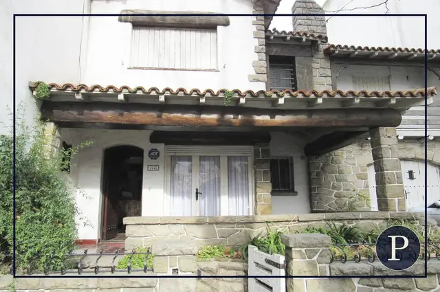 Casa de 4 ambientes en venta en Centro