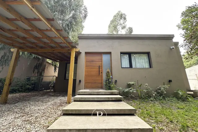 Casa de 3 ambientes en venta en BOSQUE PERALTA RAMOS