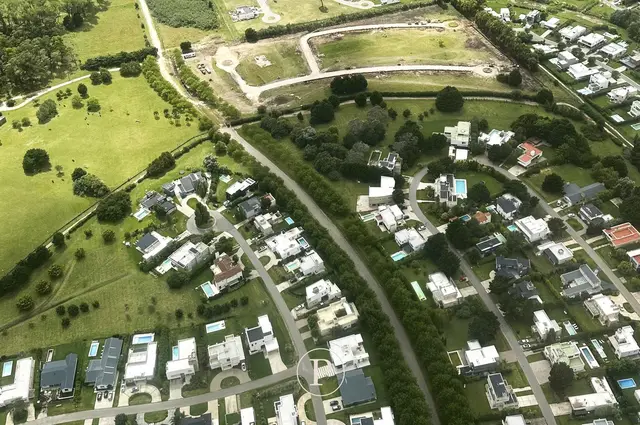 Terreno en venta en PARQUE CAMET