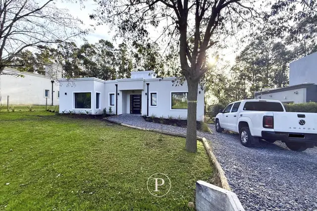 Casa de 3 ambientes en venta en Barrancas de San Benito