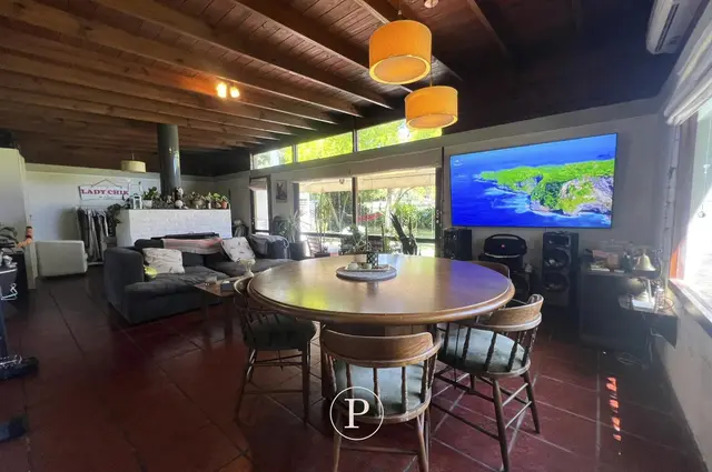 Casa de 3 ambientes en venta en LOS ACANTILADOS