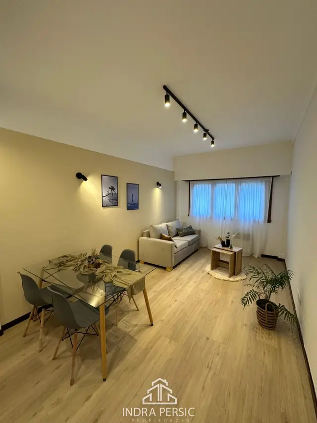 Departamento de 2 ambientes en venta en Centro