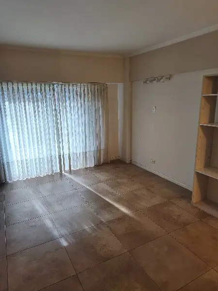 Departamento de 3 ambientes en alquiler en Centro