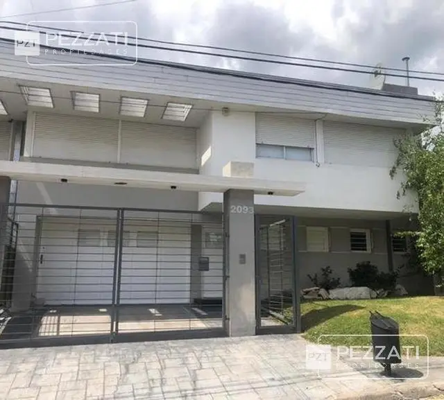 Casa de 3 ambientes en venta en SAN CARLOS