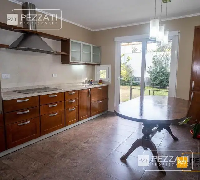 Casa de 3 ambientes en alquiler en SAN JOSE