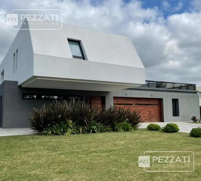 Casa de 4 ambientes en venta en Mar del Plata