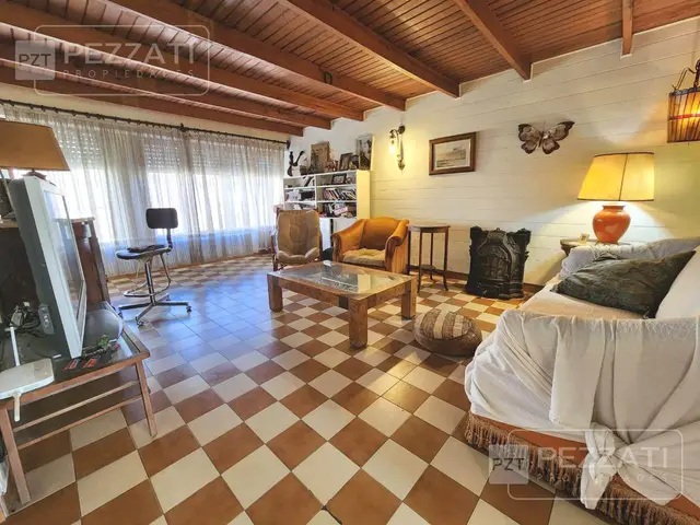 Casa de 4 ambientes en venta en Centro