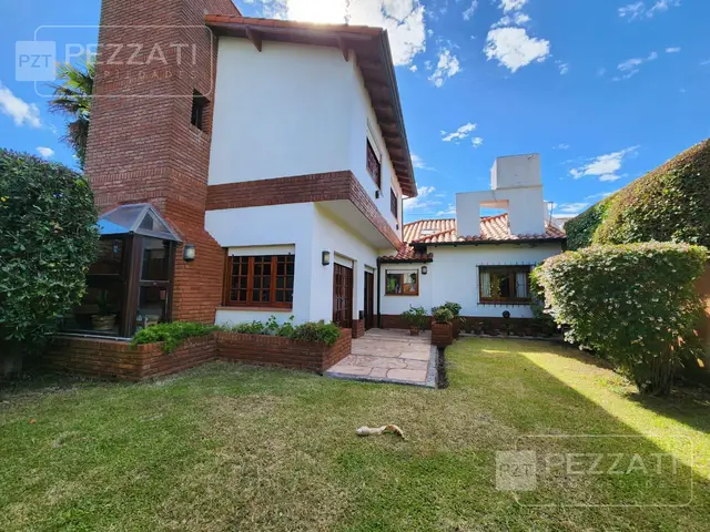 Casa de 4 ambientes en venta en SAN JOSE