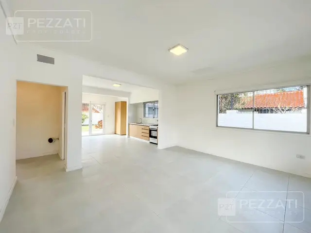 Casa de 3 ambientes en venta en CONSTITUCION