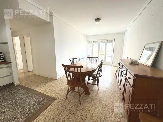 Departamento de 4 ambientes en venta en Centro