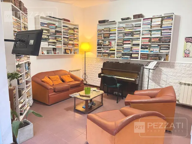 Casa de 3 ambientes en venta en LA PERLA