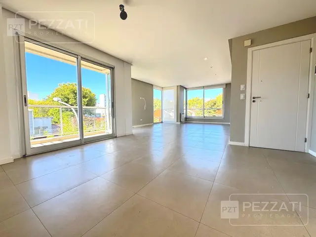 Departamento de 4 ambientes en venta en Centro