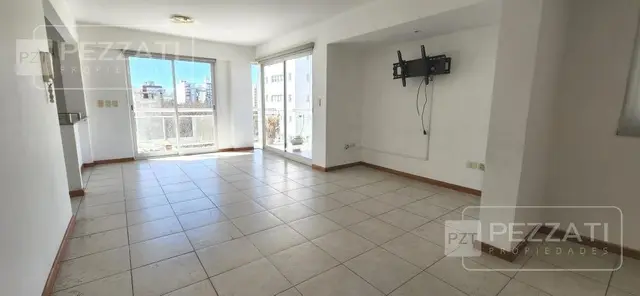 Departamento de 4 ambientes en alquiler en Centro