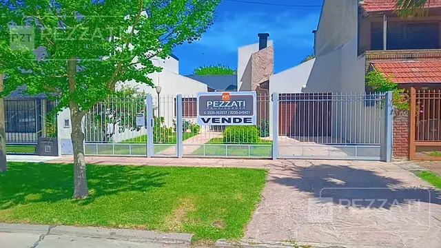 Casa de 2 ambientes en venta en PARQUE LURO