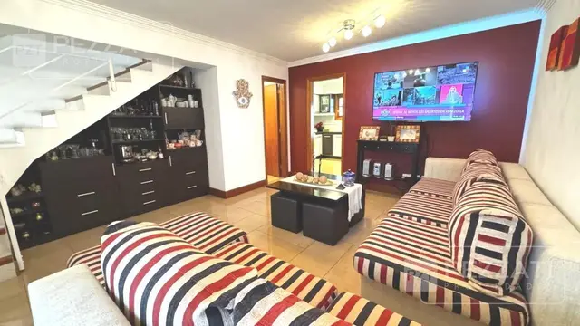 Casa de 3 ambientes en venta en PARQUE LURO