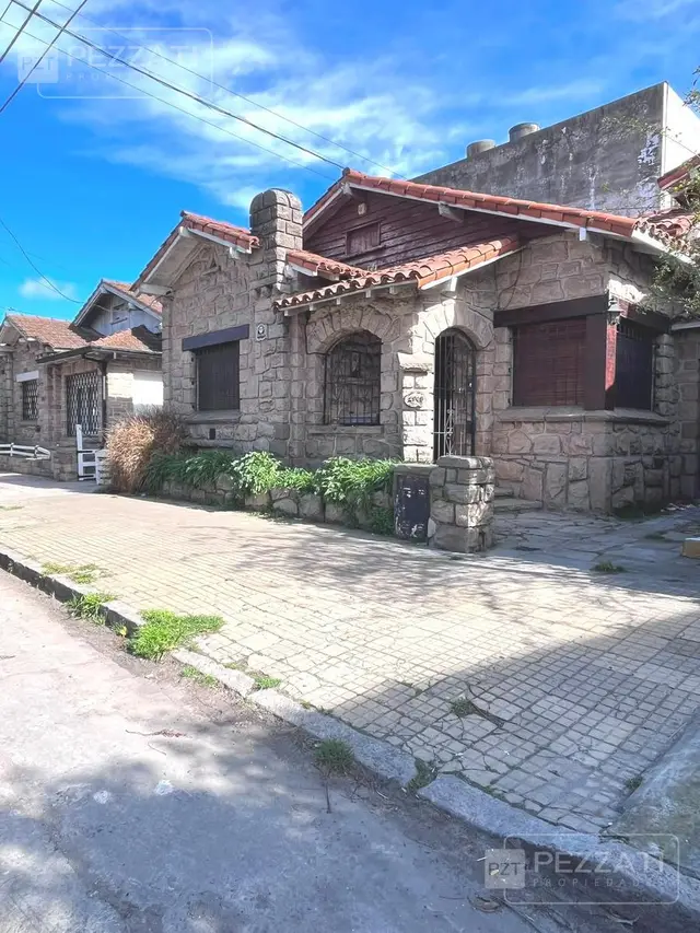 Casa de 4 ambientes en alquiler en Centro