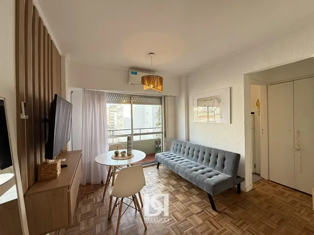 Departamento de 1 ambiente en venta en Área Centro