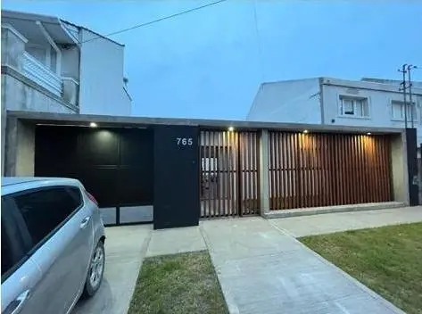 Casa de 3 ambientes en venta en SAN CARLOS