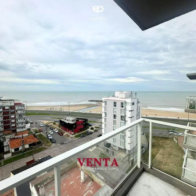 Departamento de 2 ambientes en venta en Parque Luro