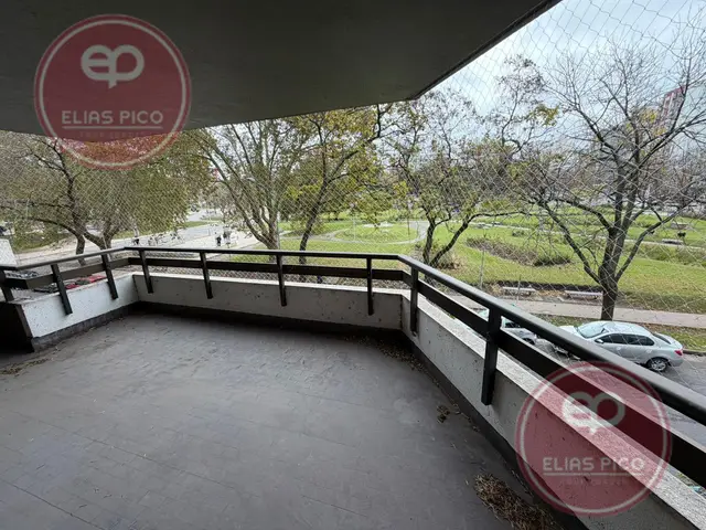 Departamento de 6 ambientes en alquiler en Centro