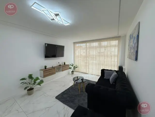 Departamento de 3 ambientes en venta en Área Centro