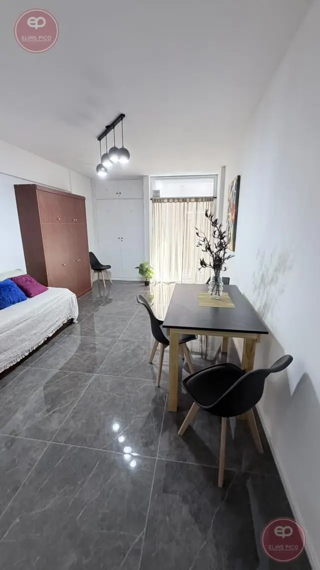 Departamento de 1 ambiente en venta en Güemes