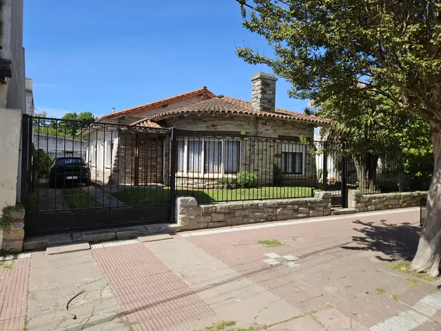 Casa de 4 ambientes en venta en Mar del Plata