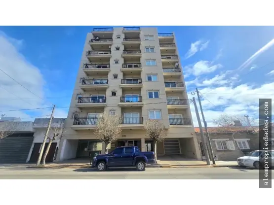Departamento de 2 ambientes en venta en SAN JOSE