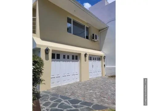 Casa de 3 ambientes en alquiler en Los Troncos