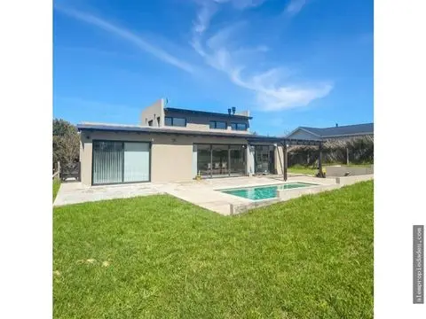 Casa de 3 ambientes en alquiler en Mar del Plata