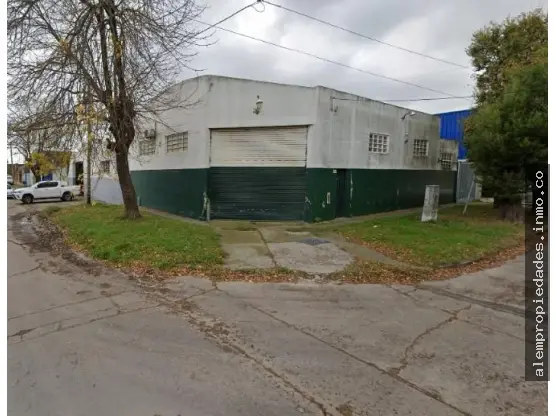 Local de 1 ambiente en venta en SAN CAYETANO