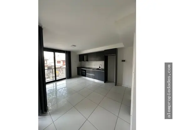 Departamento de 3 ambientes en venta en Centro