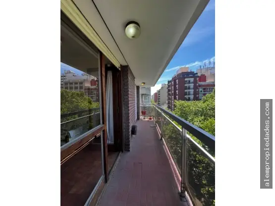 Departamento de 3 ambientes en venta en LA PERLA