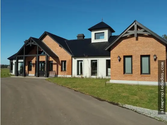 Terreno de 1 ambiente en venta en LOS ACANTILADOS