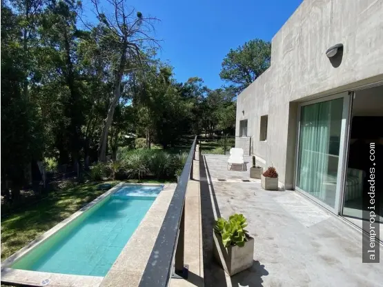 Casa de 4 ambientes en venta en Mar del Plata