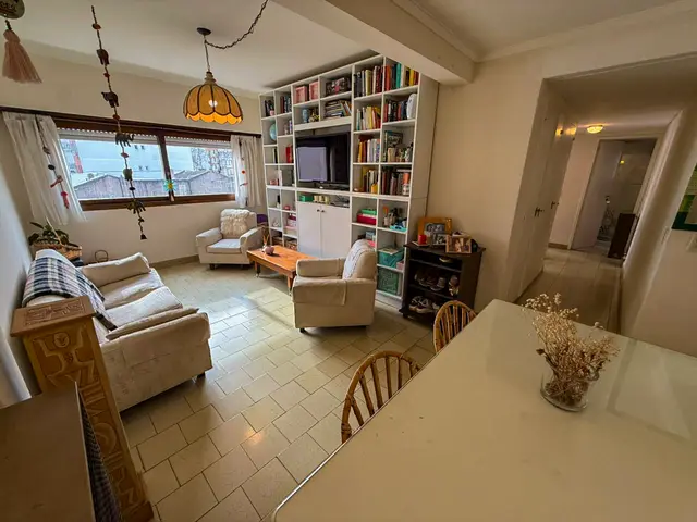 Departamento de 3 ambientes en venta en AREA CENTRO