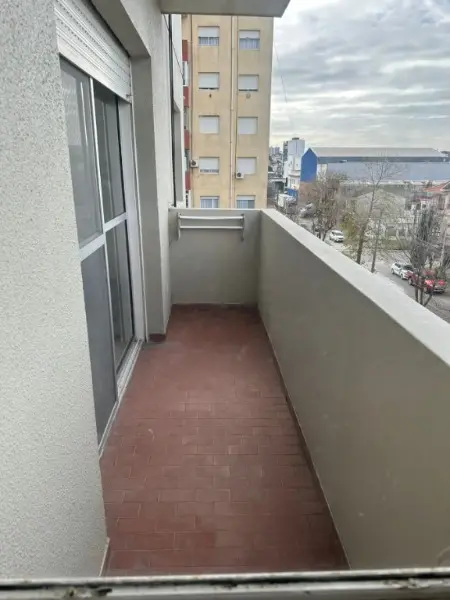Departamento de 4 ambientes en venta en DEL PUERTO
