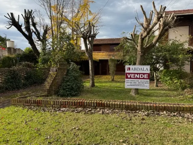 Casa de 3 ambientes en venta en ESTRADA JOSE MANUEL