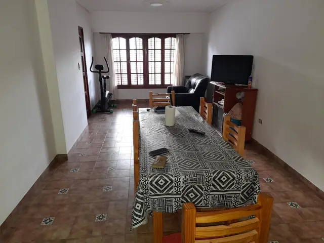 Casa de 5 ambientes en venta en RIVADAVIA BERNARDINO
