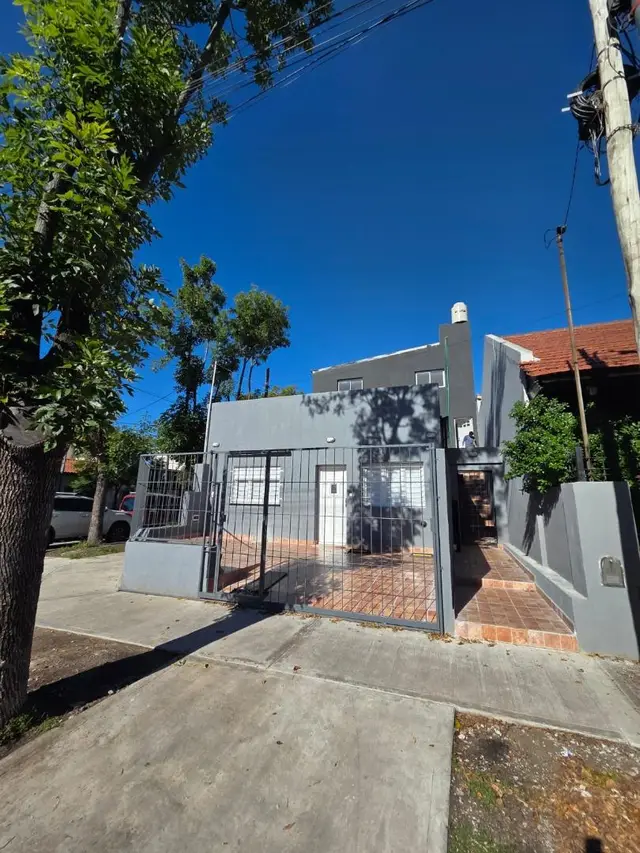 Casa de 3 ambientes en venta en PLAZA PERALTA RAMOS