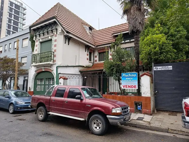 Casa de 9 ambientes en venta en ESTACION TERMINAL (ALDREY)
