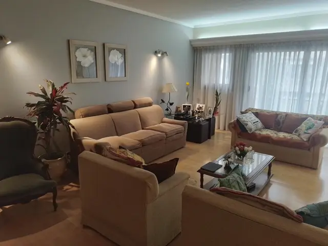 Departamento de 4 ambientes en venta en Centro
