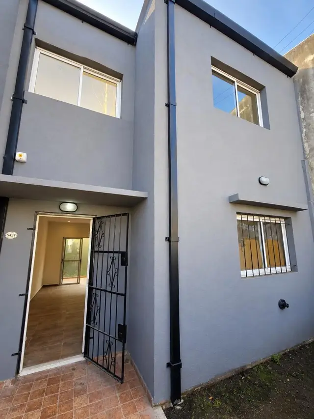 Casa de 4 ambientes en venta en DON BOSCO