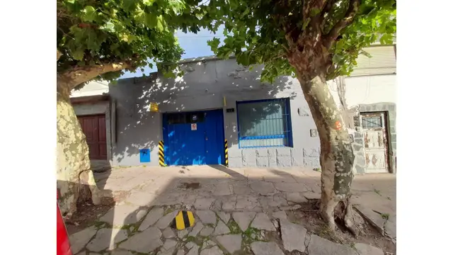 Local en venta en DEL PUERTO