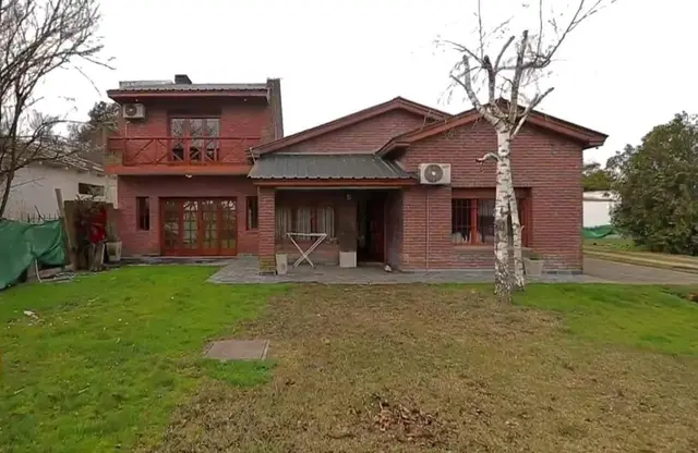 Casa de 4 ambientes en venta en CAMINO A NECOCHEA