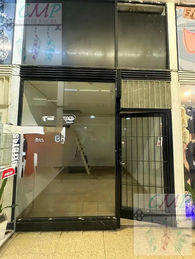 Local de 2 ambientes en venta en Centro