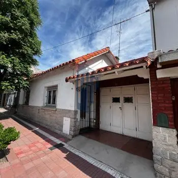 Casa de 4 ambientes en venta en SAN JOSE