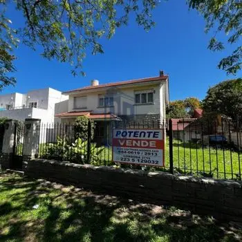 Casa de 5 ambientes en venta en COLINAS DE PERALTA RAMOS