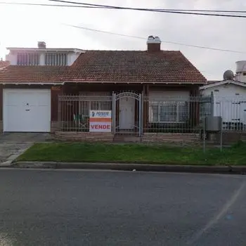 Casa de 5 ambientes en venta en PUNTA MOGOTES