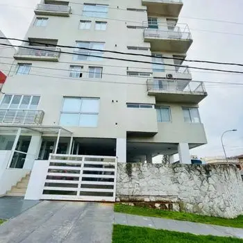 Departamento de 2 ambientes en venta en PUNTA MOGOTES